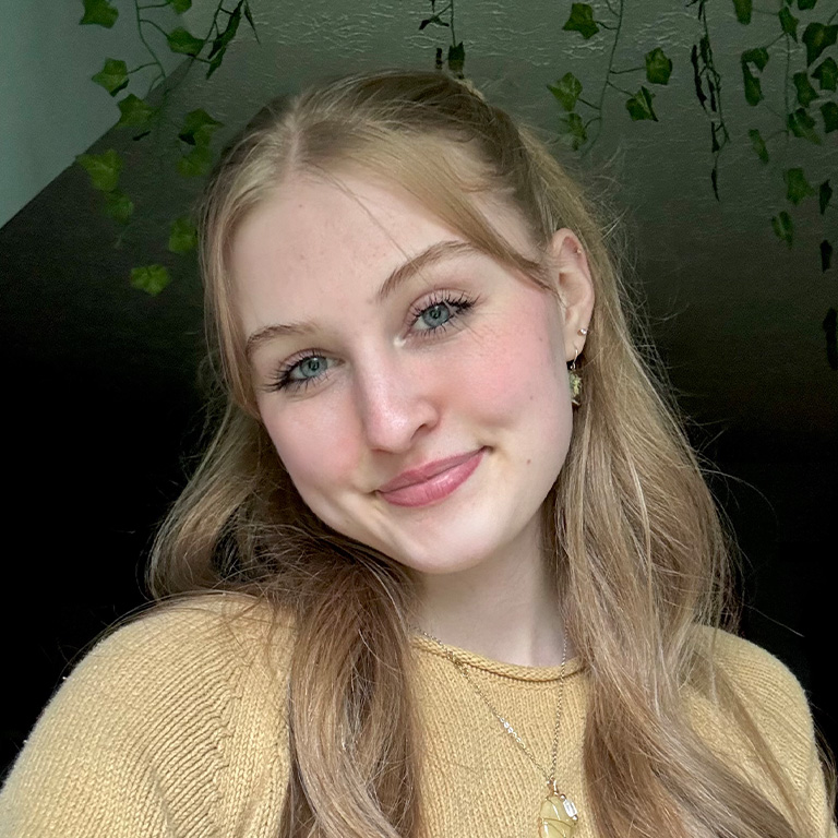 Headshot of Jaynae